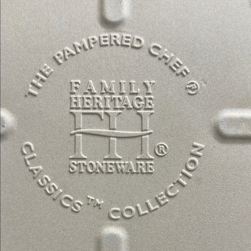 Pampered Chef Heritage Stoneware Baking Dish 9x13 - Picture 5 of 5